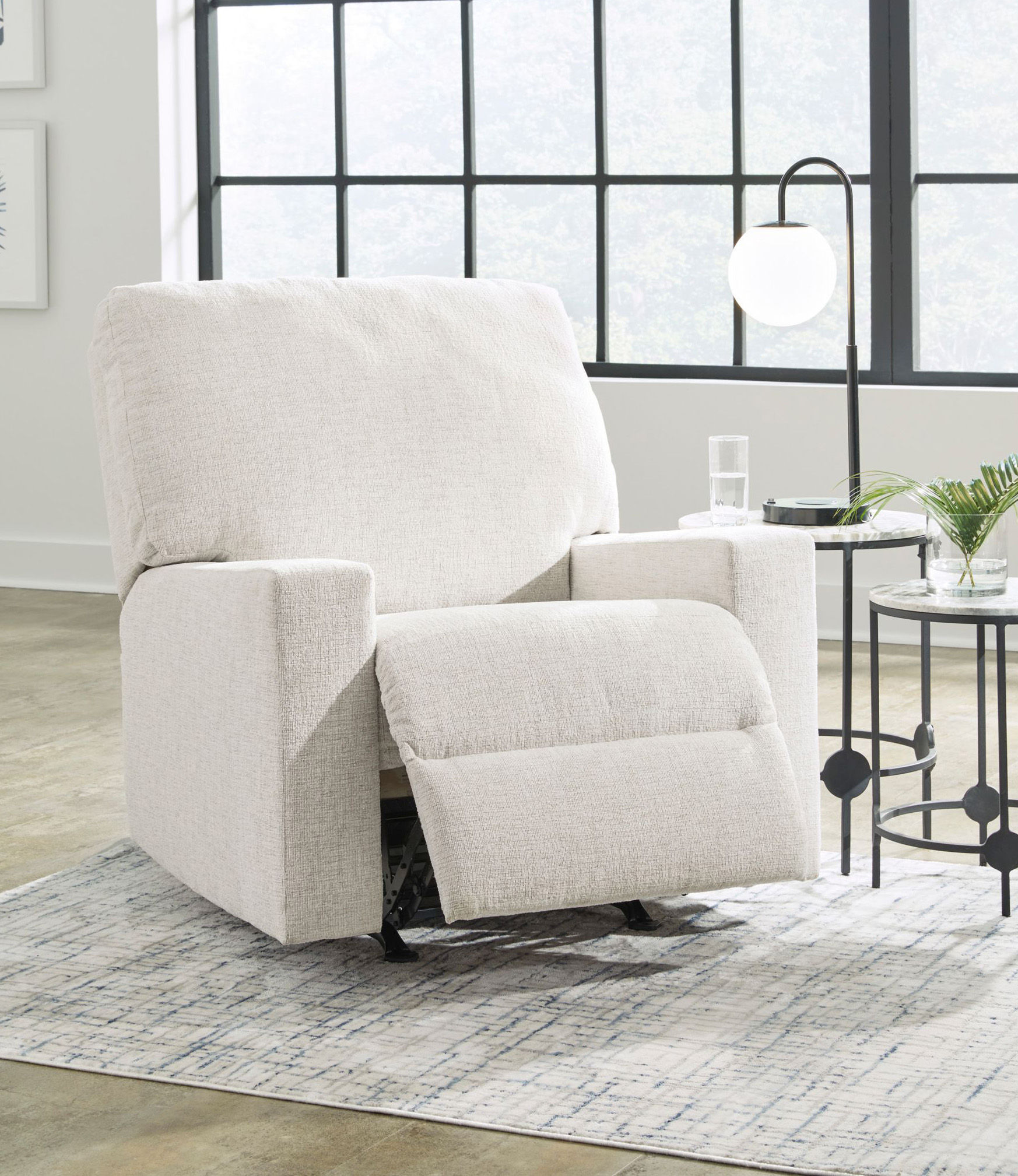 Ashley Rannis Snow Recliner